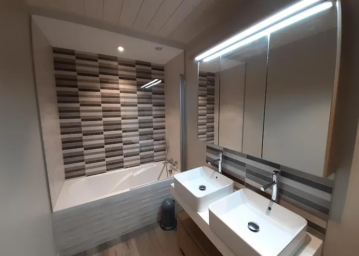 Lejlighed Renove 3 Skis Aux Pieds A Avec Wifi - Fr-1-514-61 Courchevel